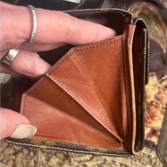 Authentic Louis Vuitton Elise Monogram two sides snap Wallet - Picture 13 of 16
